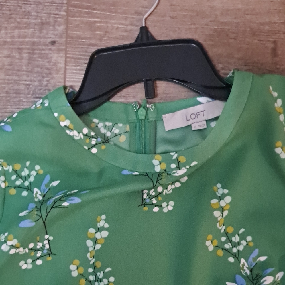 LOFT Vibrant Green Top with Floral Midi - Picture 5 of 5